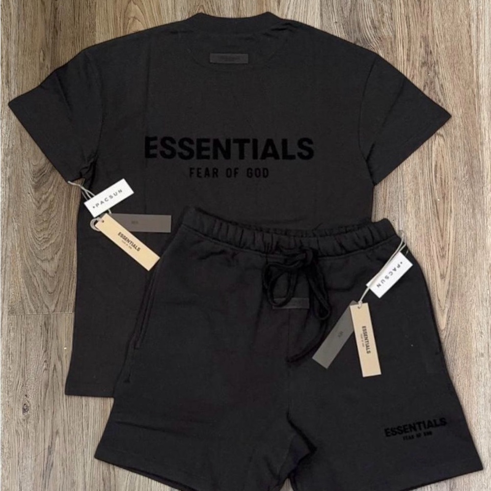 Fear of God Essentials Black and Tee Set - Picture 2 of 7
